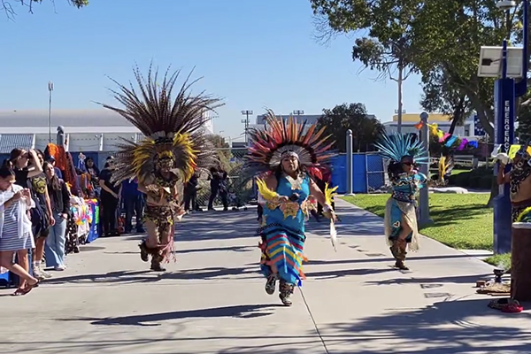 Xipe Totec danzantes Aztecas