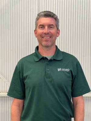 Instructor Joe Mulleary
