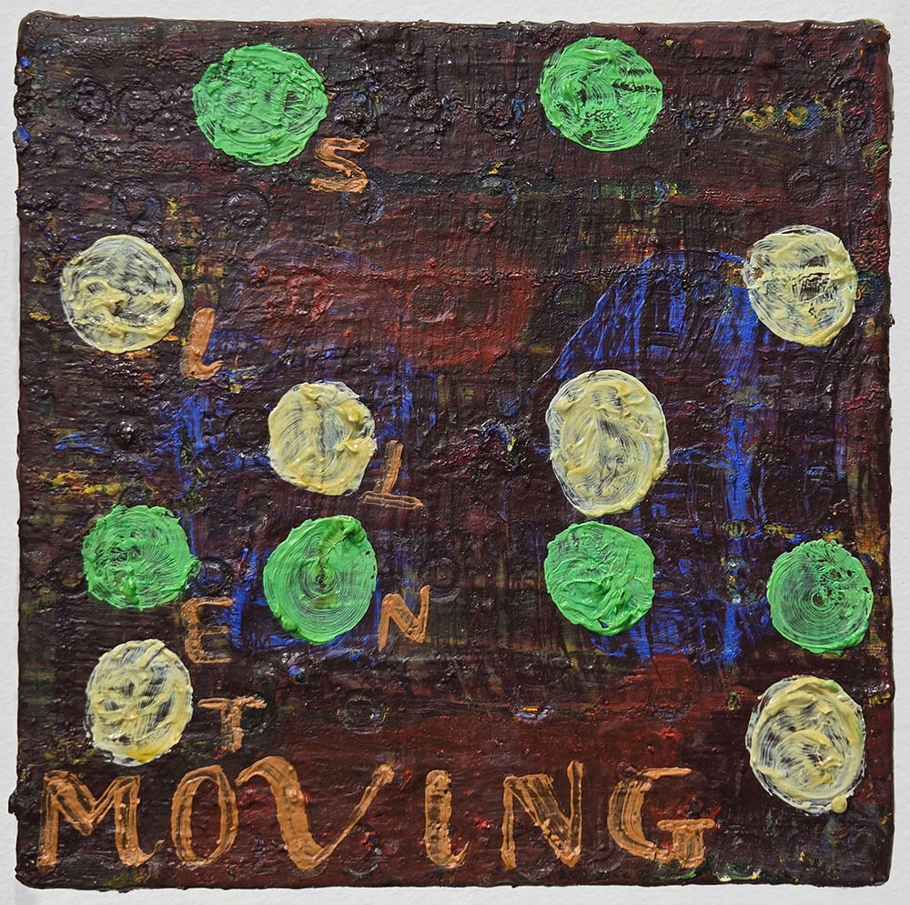 Green and yellow circles with text saying silent moving.