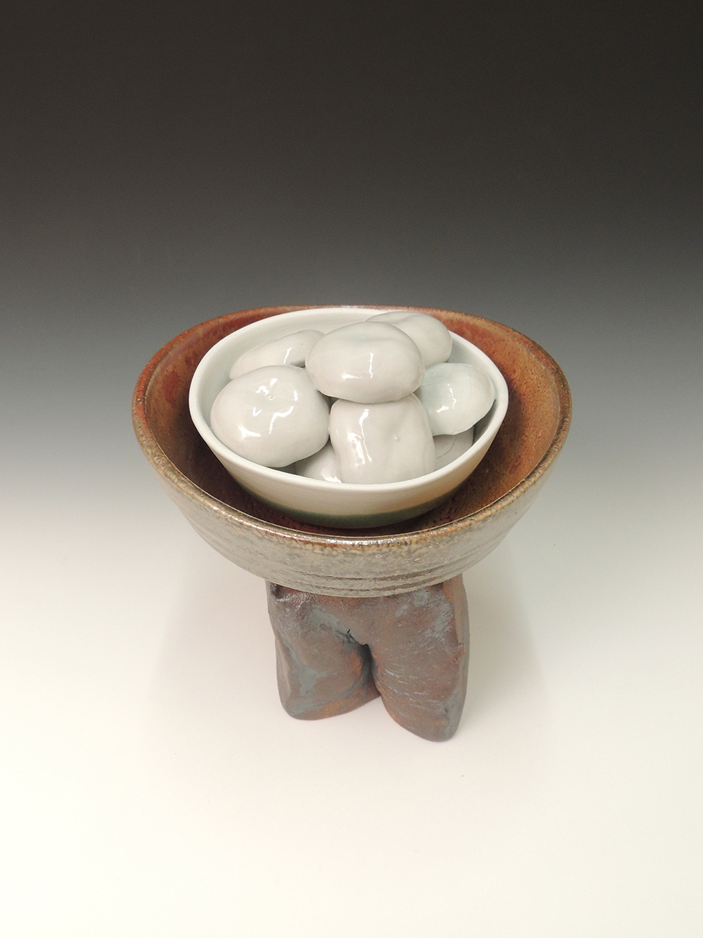 Spheres in double Bowls