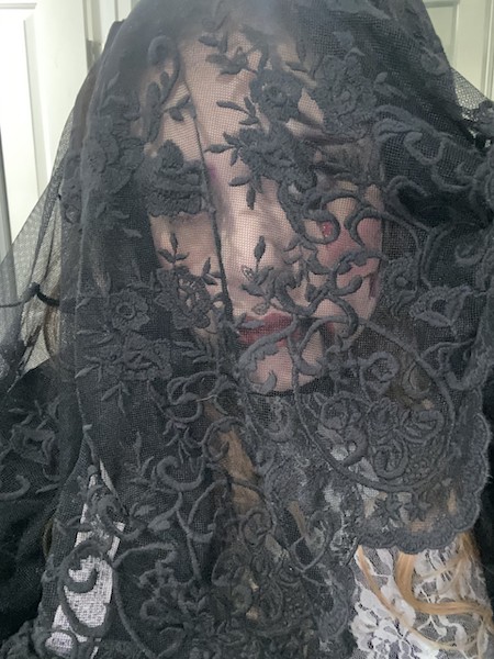 A spooky widow