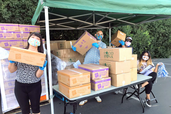 Food Drive volunteers