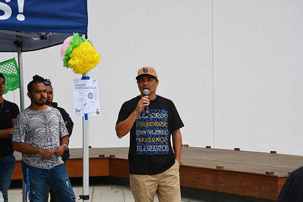 Tito Rodriguez speaking to the audience