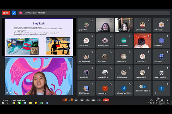 Zoom session of the English camp