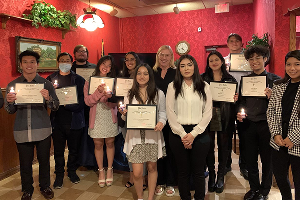 Psi Beta student induction