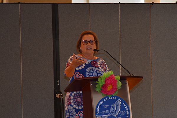 Dr. Magaly Lavadenz