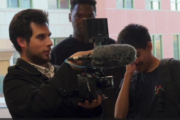 Roberto Hoyos filming
