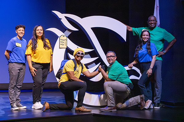 Convocation contestants
